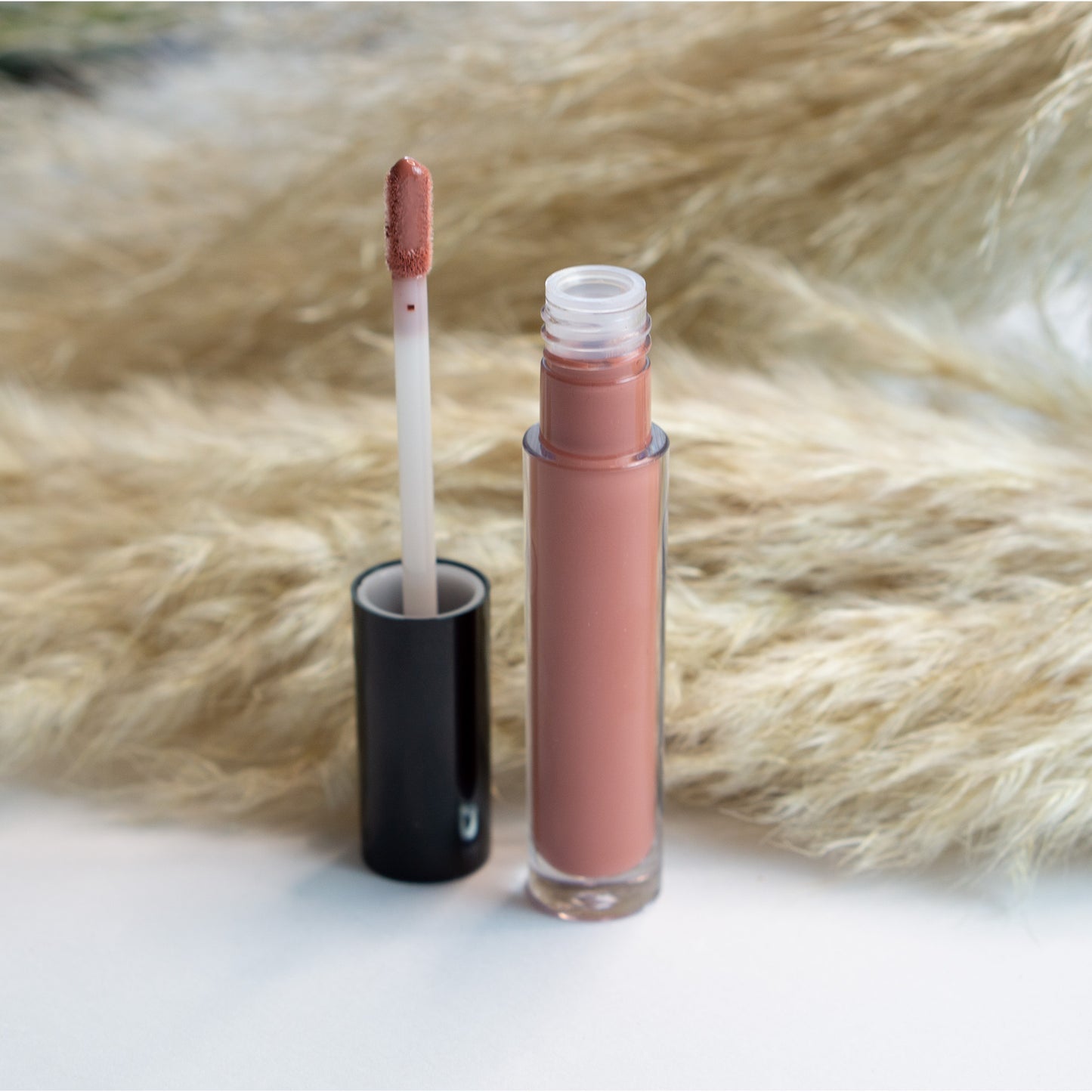 Ta Beauté Lip Gloss - Chestnut